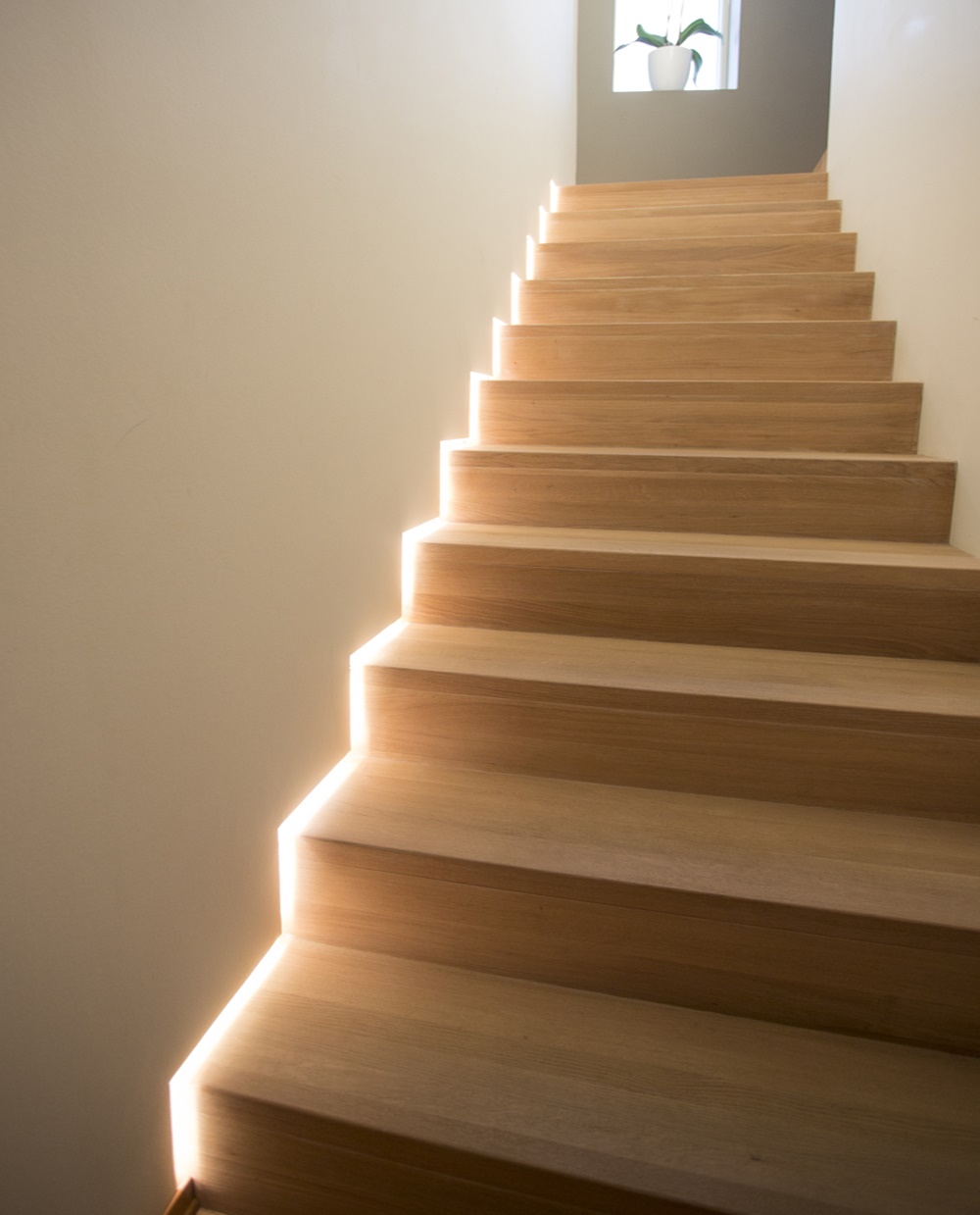 Illuminazione con strisce led per controsoffitto