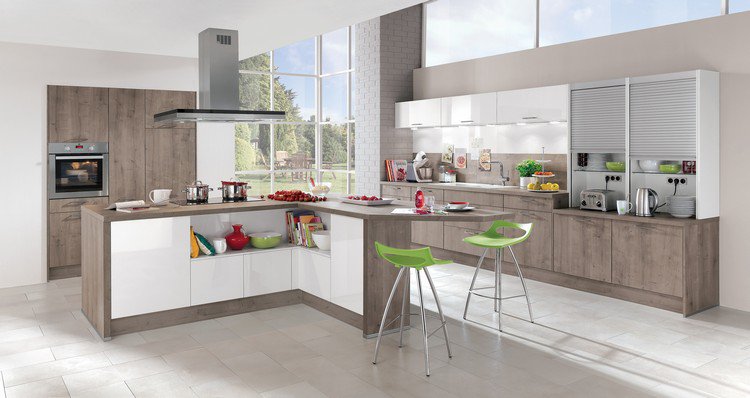 Cucine moderne modelli con tocchi di colori vivaci Cucine a colori